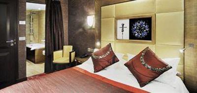 фото отеля Hotel des Champs-Elysees