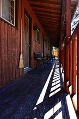 фото отеля Historic Tamarack Lodge & Cabins