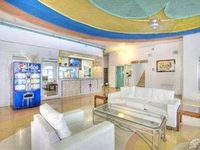 Berkeley Shore Hotel