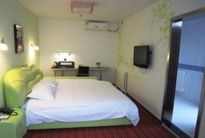 фото отеля Motel 168 Qingdao Huangdao Xiangjiang Road