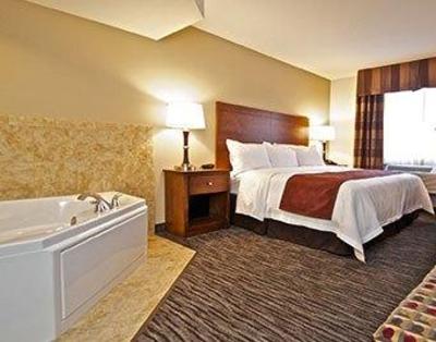 фото отеля Crossings Inn & Suites Parkers Prairie