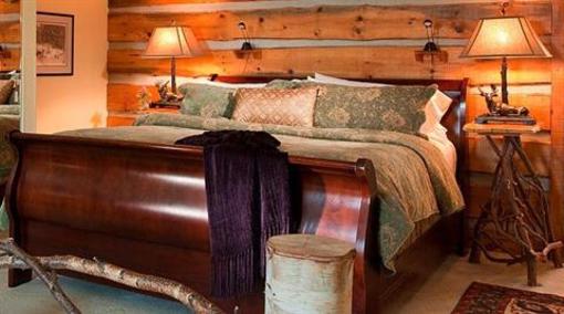 фото отеля Lodge at Moosehead Lake