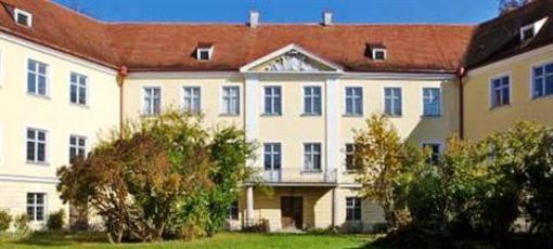 фото отеля Schloss Pension Ering am Inn