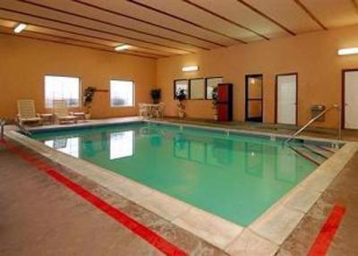 фото отеля Comfort Suites Coraopolis