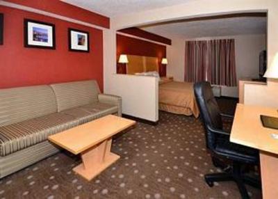 фото отеля Comfort Suites Coraopolis