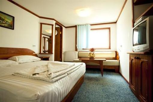 фото отеля Hotel GGGociman Crisan