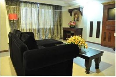 фото отеля Hotel California Angeles City