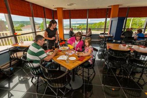 фото отеля Clarenville Inn
