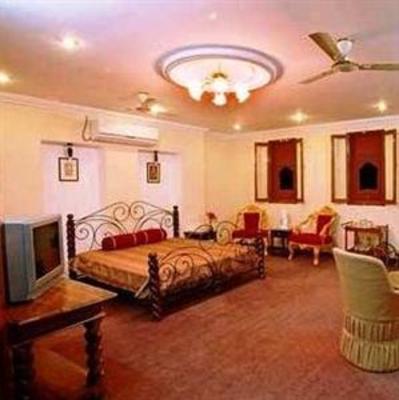 фото отеля Pioneer Plaza Hotel Jodhpur