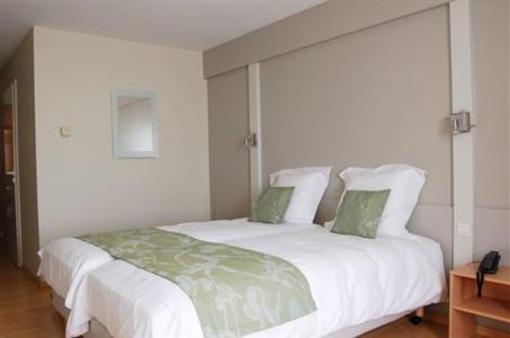 фото отеля Hotel St.Yves