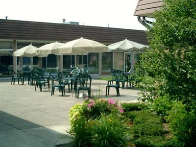 фото отеля Raintree Inn