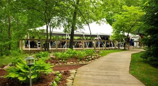 фото отеля Yarrow Hotel Augusta (Michigan)