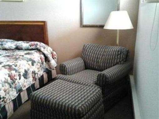 фото отеля First Interstate Inn
