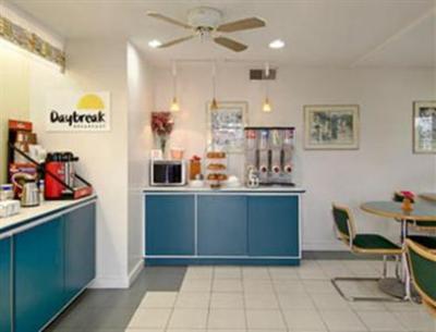 фото отеля Days Inn Summerville - Charleston