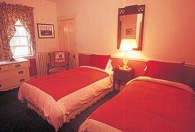 фото отеля Nereledge Inn
