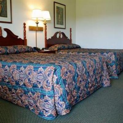 фото отеля Magnuson Hotel Zephyrhills