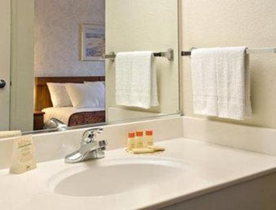фото отеля Days Inn Lathrop