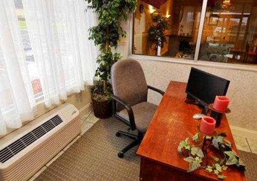 фото отеля Quality Inn Milesburg