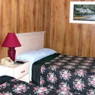 фото отеля Mayflower Motel Milford