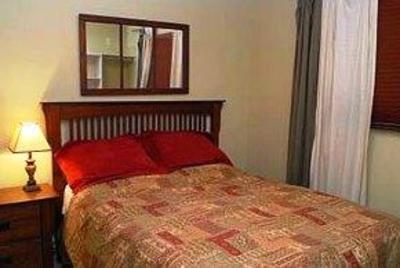 фото отеля Auberge Kicking Horse B&B