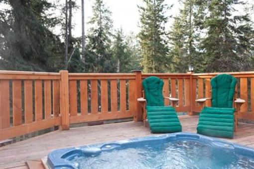 фото отеля Auberge Kicking Horse B&B