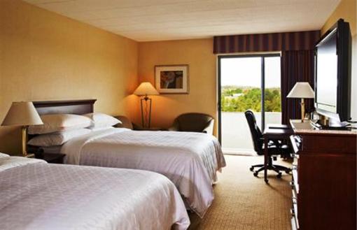 фото отеля Sheraton Long Island Hotel