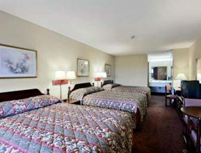фото отеля Ramada Limited Adairsville