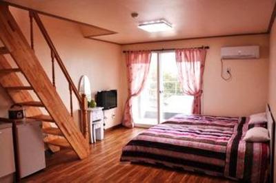 фото отеля Jungmoon Family Pension