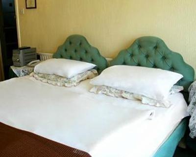 фото отеля Ainsley House Hotel