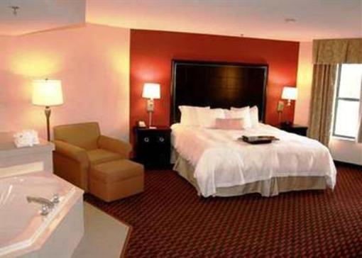 фото отеля Hampton Inn Mt. Pleasant