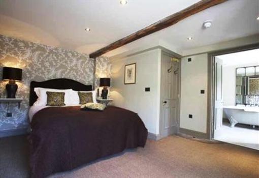 фото отеля The Wheatsheaf Inn Northleach