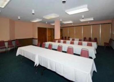 фото отеля Econo Lodge Heath