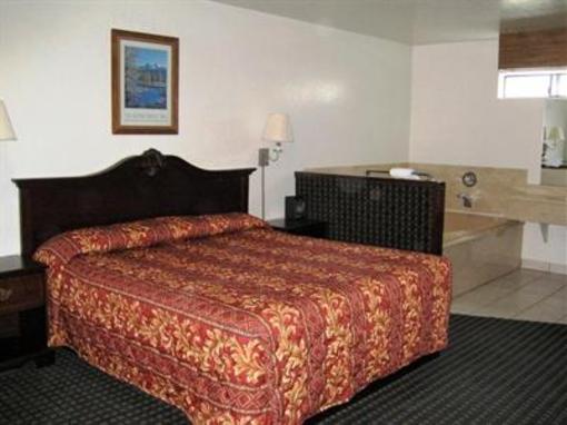 фото отеля Jamestown Railtown Motel
