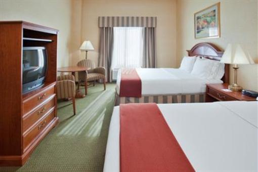 фото отеля Holiday Inn Express Hotel & Suites Drums-Hazelton