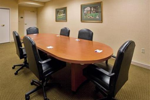 фото отеля Holiday Inn Express Hotel & Suites Drums-Hazelton