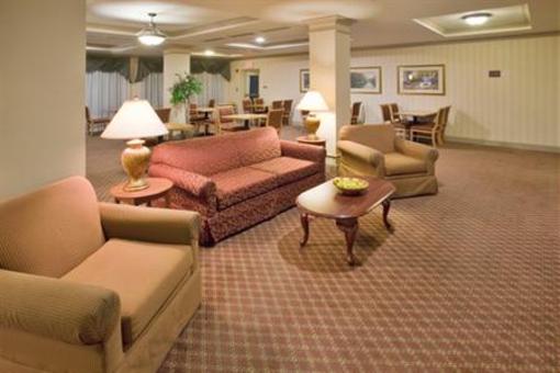 фото отеля Holiday Inn Express Hotel & Suites Drums-Hazelton