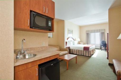 фото отеля Holiday Inn Express Hotel & Suites Drums-Hazelton
