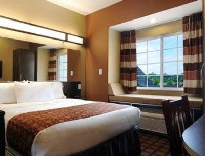 фото отеля Microtel Inn & Suites Perry