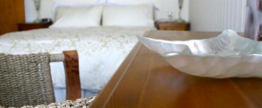 фото отеля Lazy Waves Bed & Breakfast Newquay