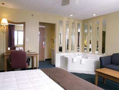 фото отеля Baymont Inn & Suites South Springfield