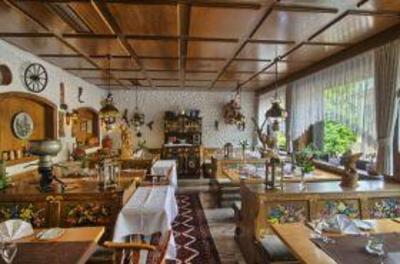фото отеля Hotel Hirsch Bad Peterstal-Griesbach