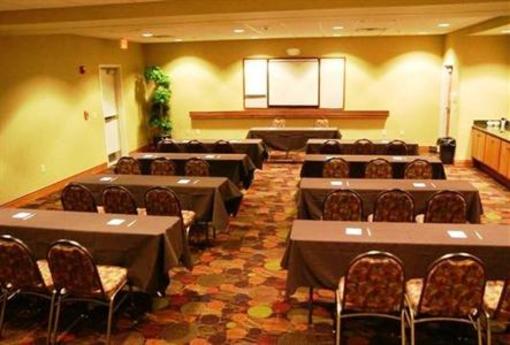 фото отеля Hampton Inn & Suites Moline-Quad City International Airport