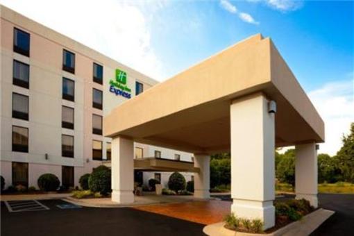 фото отеля Holiday Inn Express Richmond Mechanicsville