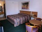 фото отеля Golden Link Motel