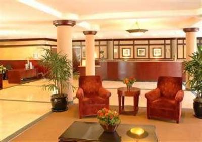 фото отеля Travelodge Central
