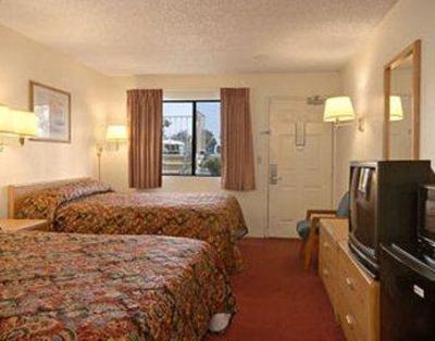фото отеля Days Inn South Fresno (California)