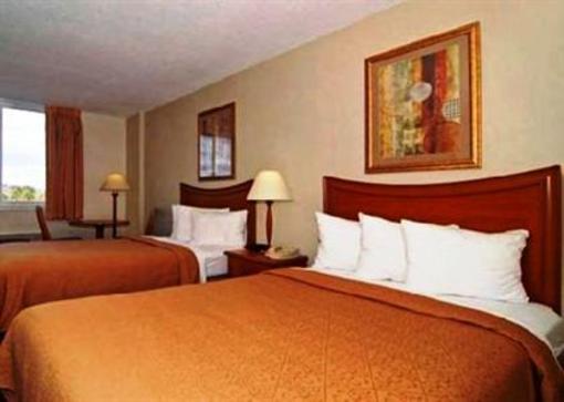 фото отеля Quality Inn & Suites Universal Studios