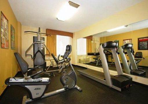 фото отеля Quality Inn & Suites Universal Studios