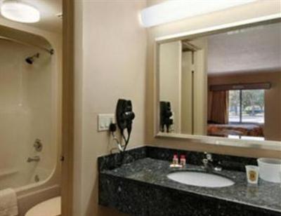 фото отеля Super 8 Kissimmee Orlando Maingate