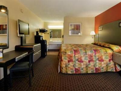 фото отеля Super 8 Kissimmee Orlando Maingate